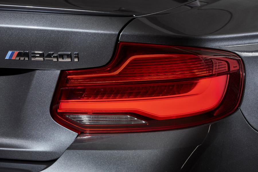 Детали экстерьера BMW M240i xDrive Coupe 2017 года  (WW) (фото 108 из 116)